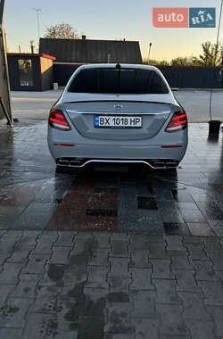 Седан Mercedes-Benz E-Class 2018 в 
