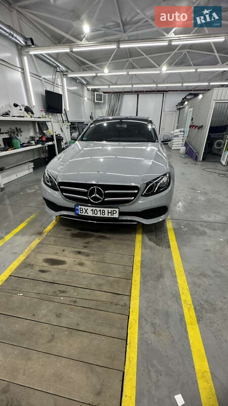 Седан Mercedes-Benz E-Class 2018 в Хмельницком