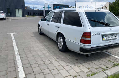 Универсал Mercedes-Benz E-Class 1993 в Луцке