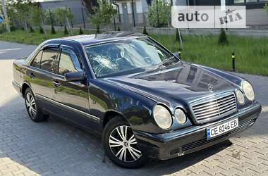 Седан Mercedes-Benz E-Class 1997 в Чернівцях