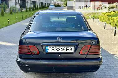 Седан Mercedes-Benz E-Class 1997 в Черновцах