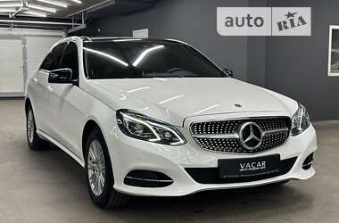 Седан Mercedes-Benz E-Class 2013 в Харкові