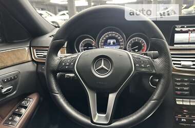 Седан Mercedes-Benz E-Class 2013 в Харкові