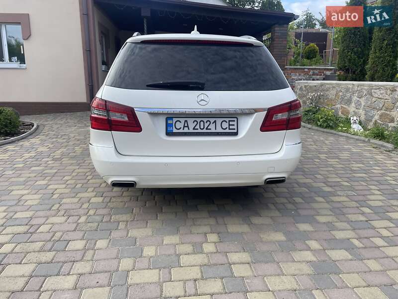 Универсал Mercedes-Benz E-Class 2012 в Умани