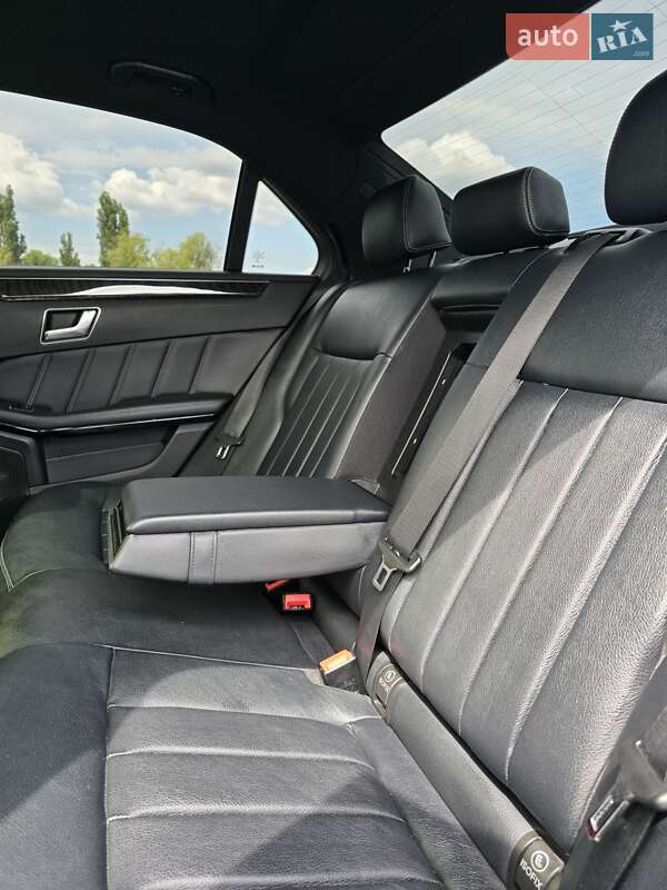 Седан Mercedes-Benz E-Class 2015 в Александрие фото 12 Седан Mercedes-Benz E-Class 2015 в Александрие