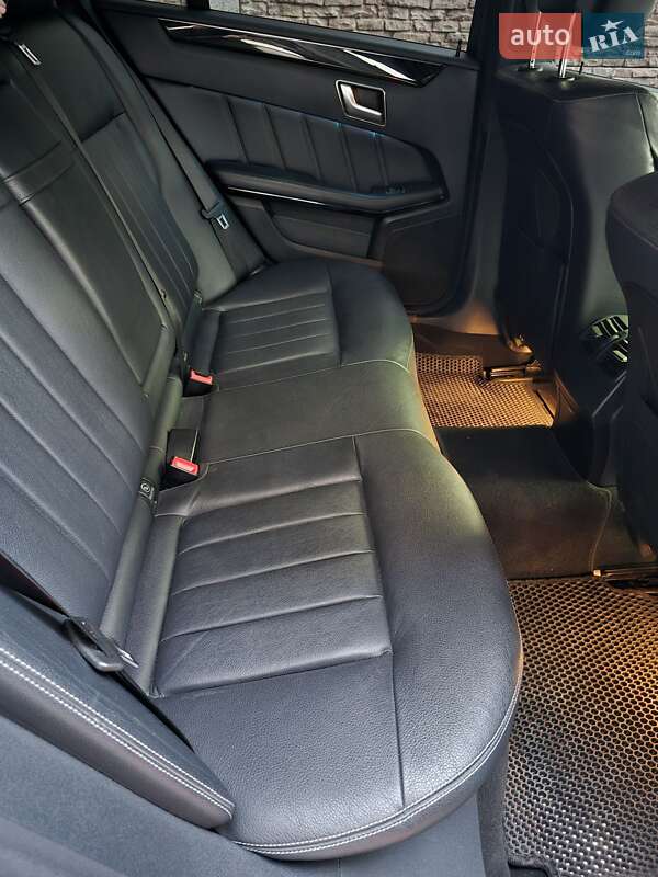 Седан Mercedes-Benz E-Class 2015 в Александрие фото 20 Седан Mercedes-Benz E-Class 2015 в Александрие