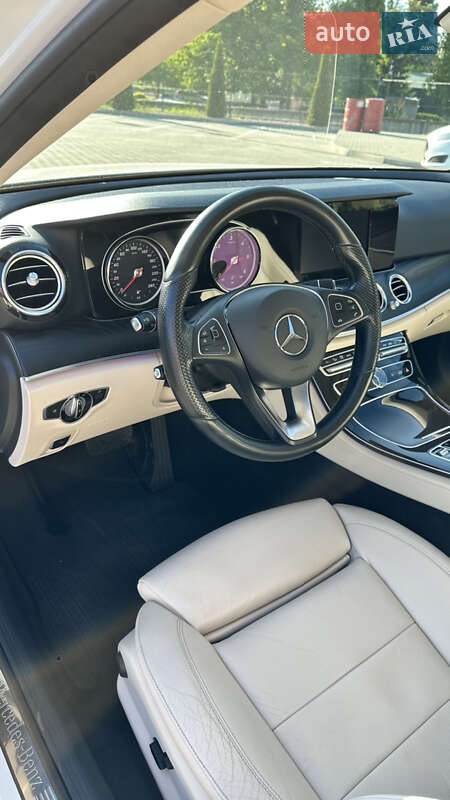 Седан Mercedes-Benz E-Class 2017 в Кременчуге