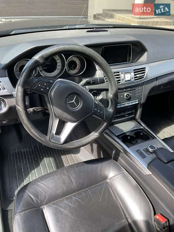 Универсал Mercedes-Benz E-Class 2015 в Ужгороде фото 73 Универсал Mercedes-Benz E-Class 2015 в Ужгороде