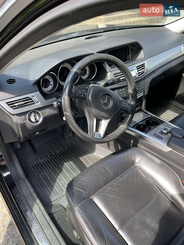 Универсал Mercedes-Benz E-Class 2015 в Ужгороде фото 77 Универсал Mercedes-Benz E-Class 2015 в Ужгороде