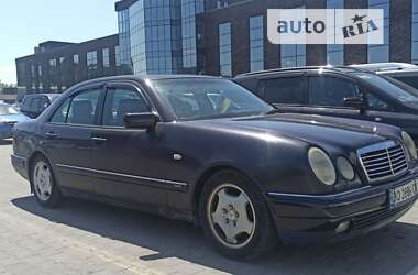 Седан Mercedes-Benz E-Class 1997 в Борщеве