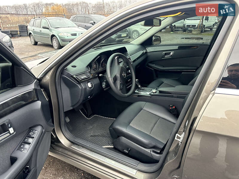 Седан Mercedes-Benz E-Class 2009 в Ахтырке фото 6 Седан Mercedes-Benz E-Class 2009 в Ахтырке