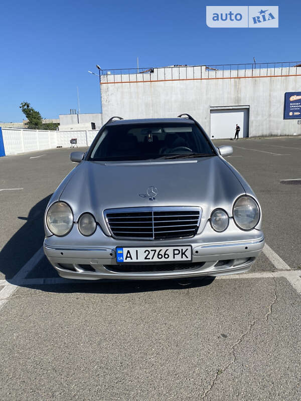 Универсал Mercedes-Benz E-Class 2001 в Киеве