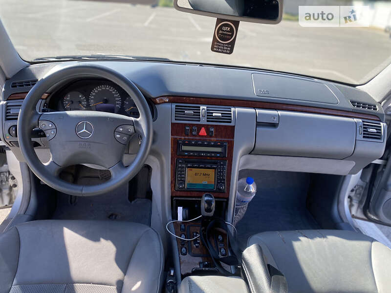 Универсал Mercedes-Benz E-Class 2001 в Киеве