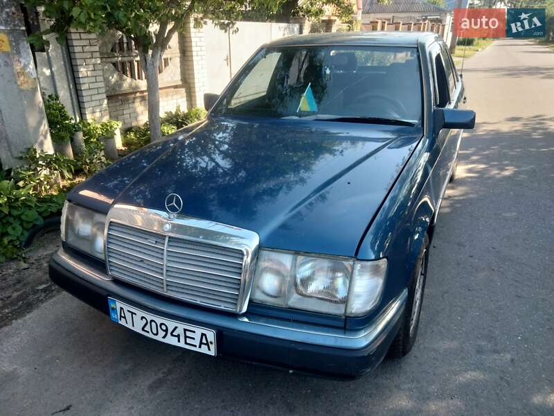 Седан Mercedes-Benz E-Class 1990 в Броварах