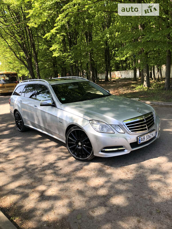 Універсал Mercedes-Benz E-Class 2010 в Жмеринці