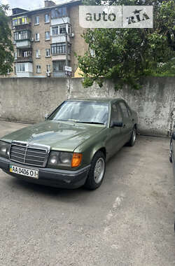 Седан Mercedes-Benz E-Class 1986 в Києві