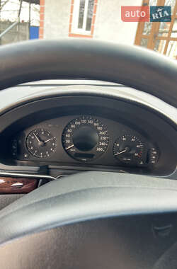 Седан Mercedes-Benz E-Class 2005 в 