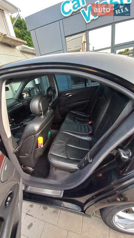 Седан Mercedes-Benz E-Class 2003 в Ивано-Франковске