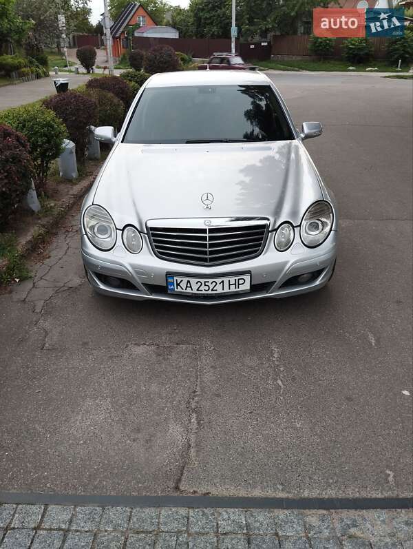 Седан Mercedes-Benz E-Class 2006 в Києві