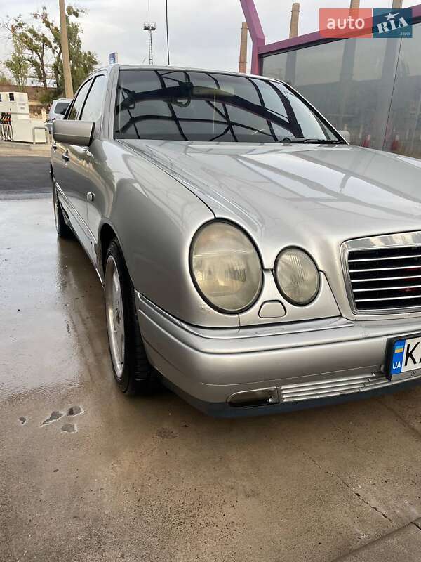 Седан Mercedes-Benz E-Class 1998 в Киеве фото 14 Седан Mercedes-Benz E-Class 1998 в Киеве