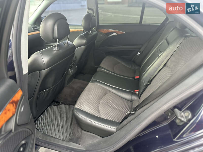 Седан Mercedes-Benz E-Class 2003 в Києві фото 7 Седан Mercedes-Benz E-Class 2003 в Києві