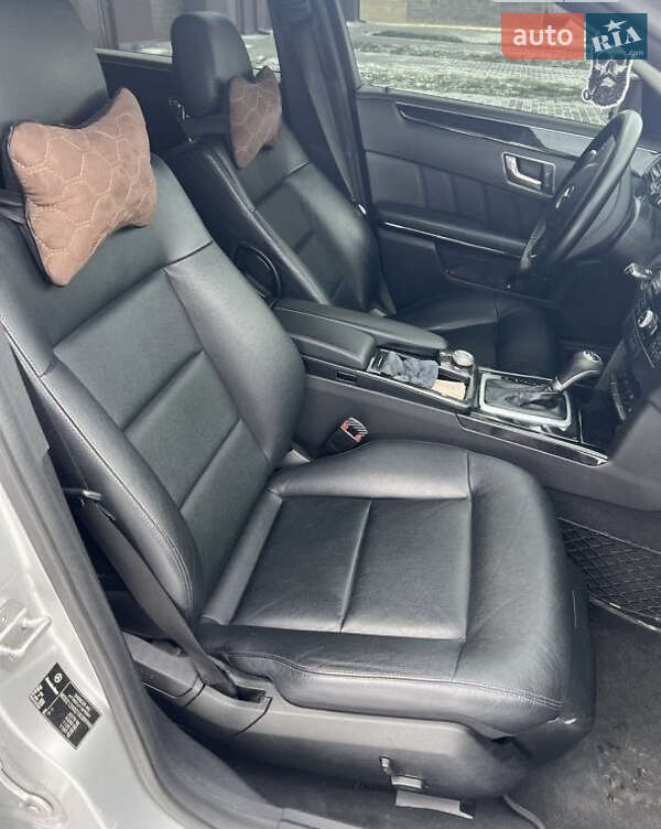 Седан Mercedes-Benz E-Class 2011 в Радехове