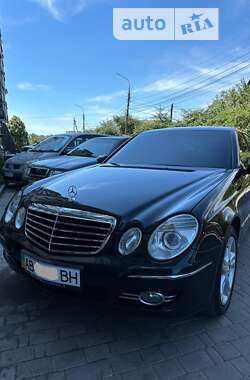 Седан Mercedes-Benz E-Class 2006 в Виннице