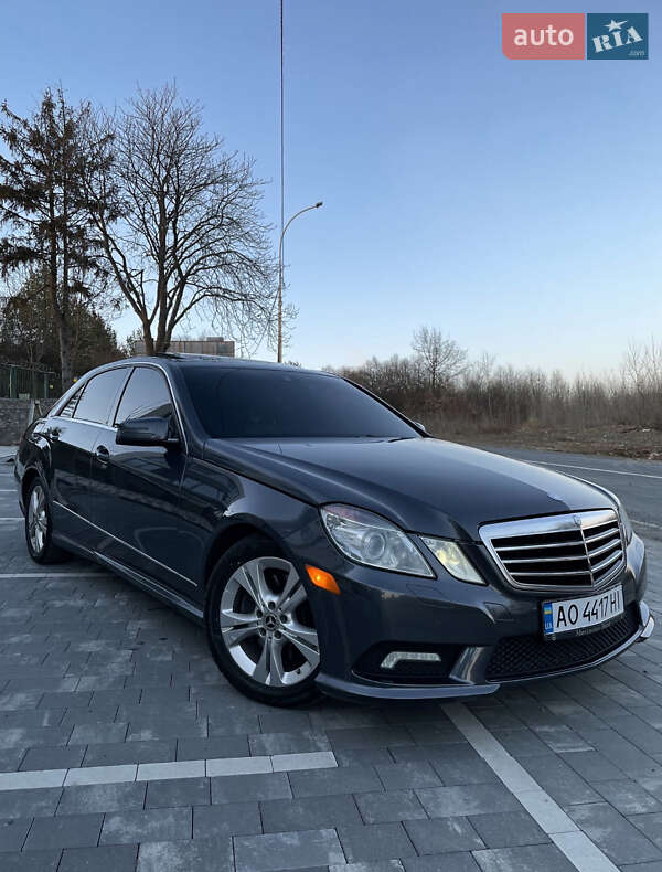 Седан Mercedes-Benz E-Class 2010 в Ужгороде