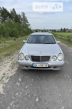 Седан Mercedes-Benz E-Class 2001 в Володимирці