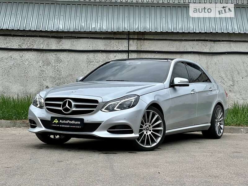 Седан Mercedes-Benz E-Class 2014 в Киеве