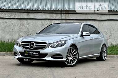 Седан Mercedes-Benz E-Class 2014 в Киеве