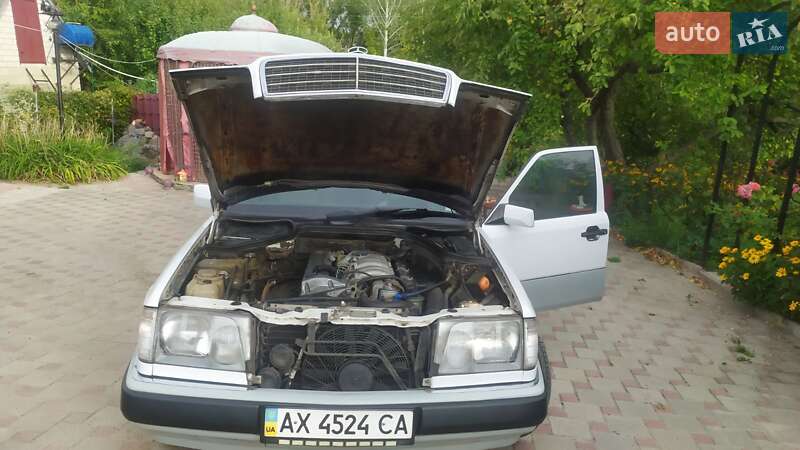 Седан Mercedes-Benz E-Class 1992 в Новой Водолаге