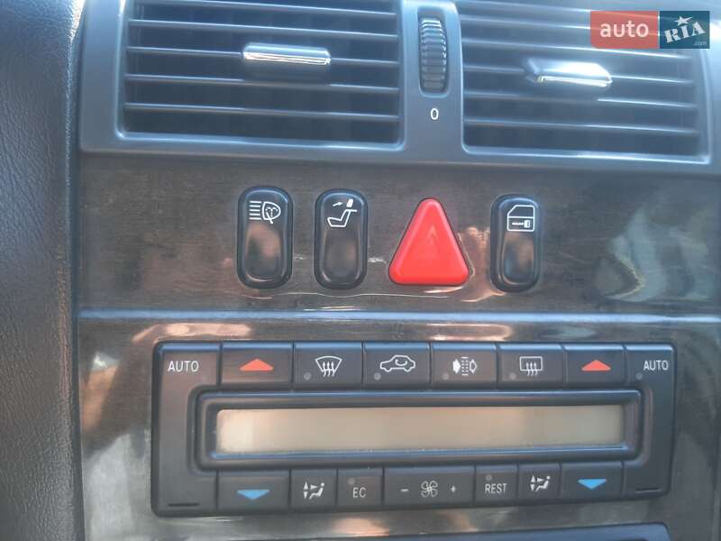 Седан Mercedes-Benz E-Class 1997 в Чорткове