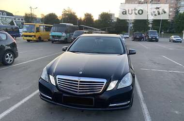 Седан Mercedes-Benz E-Class 2011 в Ровно