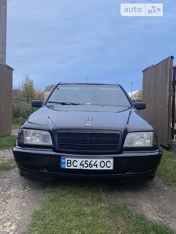 Седан Mercedes-Benz E-Class 1996 в Городке