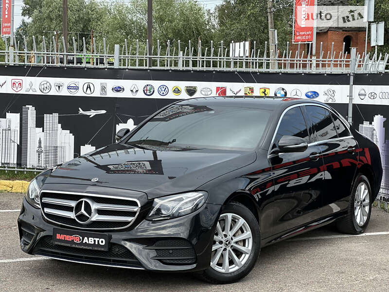 Седан Mercedes-Benz E-Class 2017 в Киеве