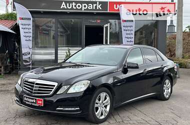 Седан Mercedes-Benz E-Class 2012 в Виннице