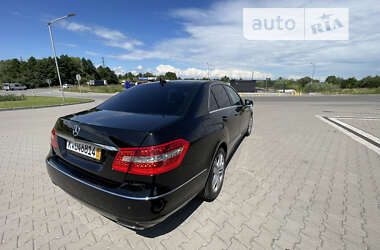 Седан Mercedes-Benz E-Class 2011 в Львові