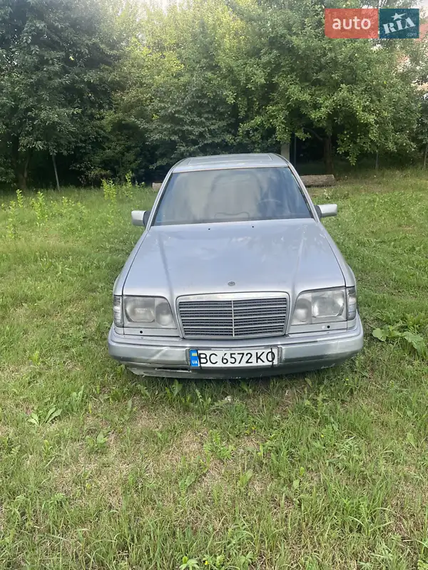 Mercedes-Benz E-Class 1994