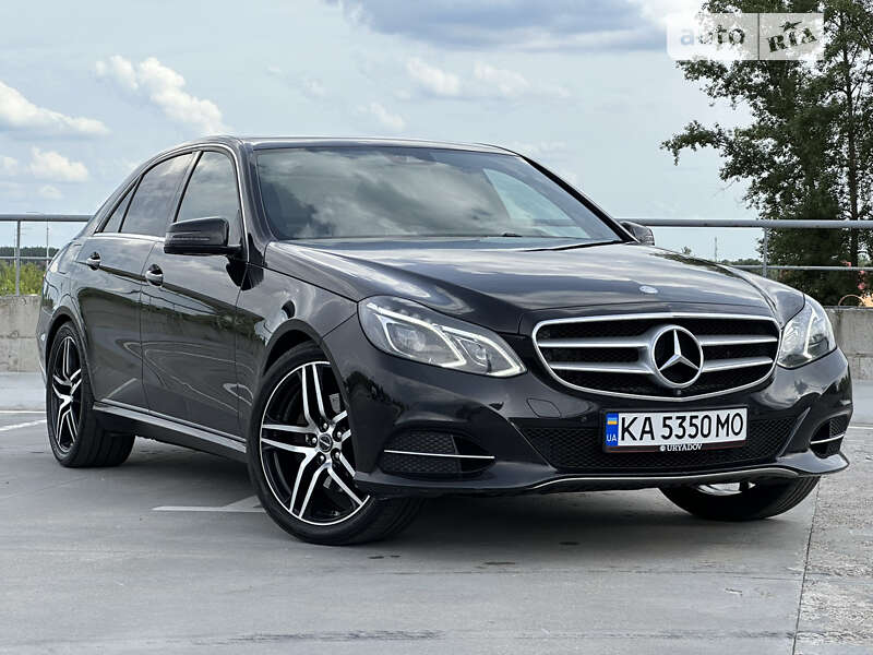 Седан Mercedes-Benz E-Class 2015 в Киеве
