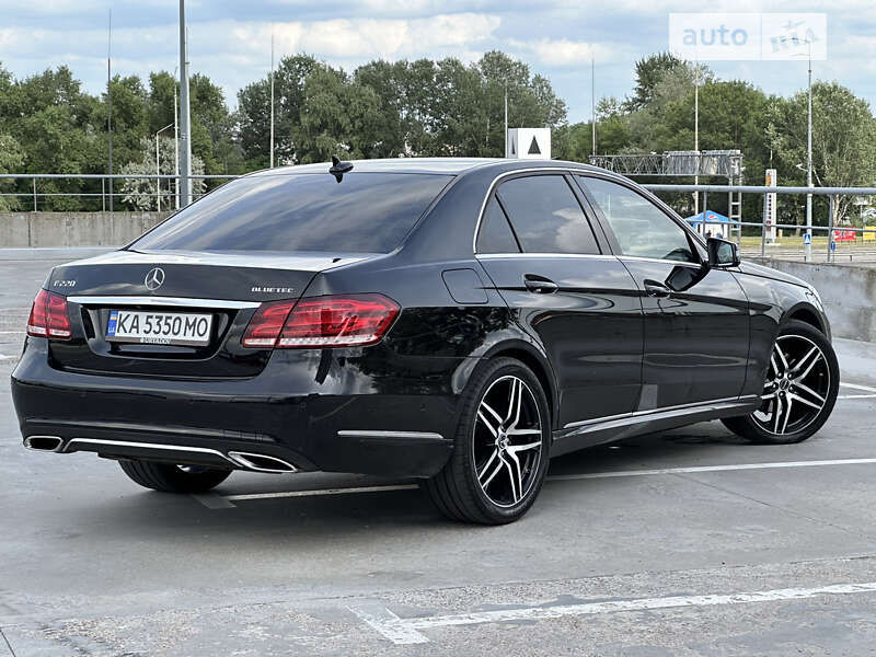 Седан Mercedes-Benz E-Class 2015 в Киеве