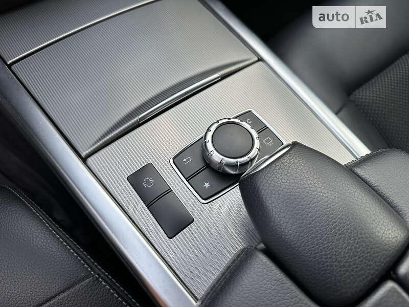 Седан Mercedes-Benz E-Class 2015 в Киеве