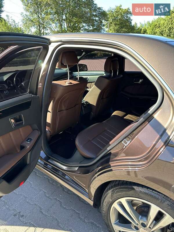 Седан Mercedes-Benz E-Class 2013 в Миргороді