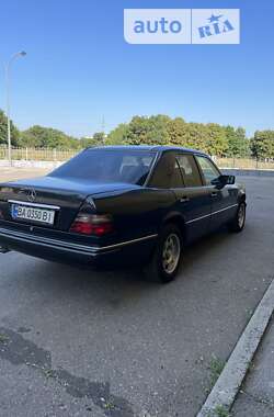 Седан Mercedes-Benz E-Class 1994 в Кропивницькому