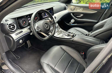 Седан Mercedes-Benz E-Class 2017 в 