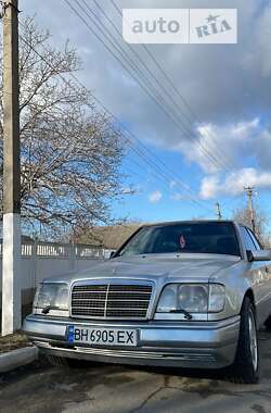 Седан Mercedes-Benz E-Class 1995 в Ізмаїлі