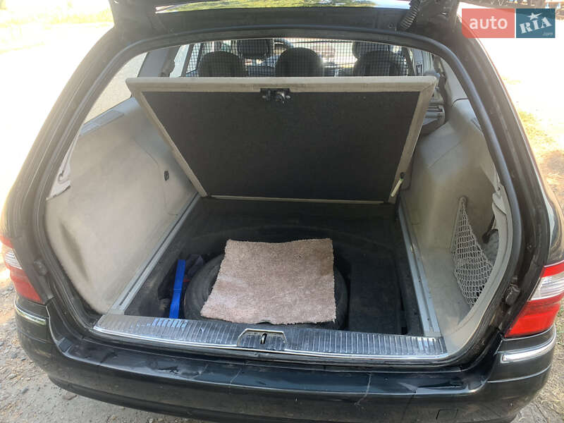 Універсал Mercedes-Benz E-Class 2004 в Помічній