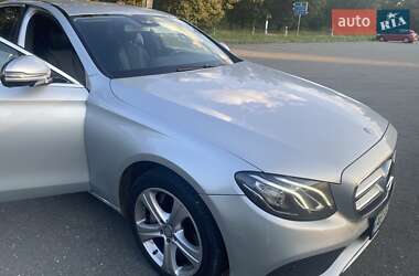 Седан Mercedes-Benz E-Class 2016 в Днепре