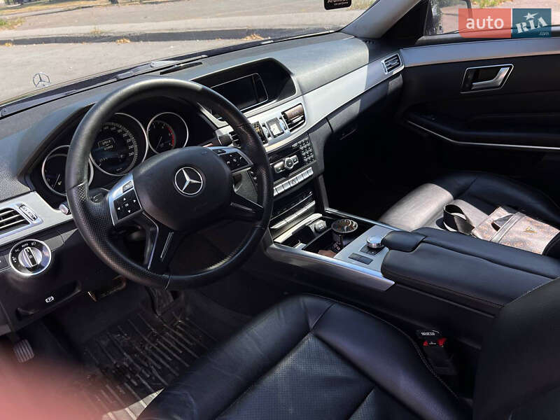 Седан Mercedes-Benz E-Class 2014 в Кривом Роге