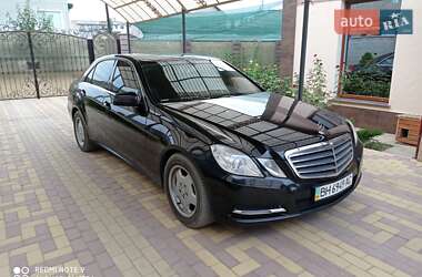 Седан Mercedes-Benz E-Class 2012 в 